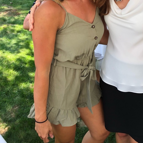 Romper - Picture 4 of 4